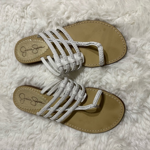 3/$32 Jessica Simpson White Summer Sandals Size 6.5 - Picture 2 of 6